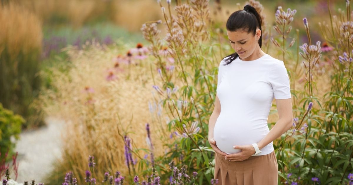 10 toxins to avoid before, during and after pregnancy